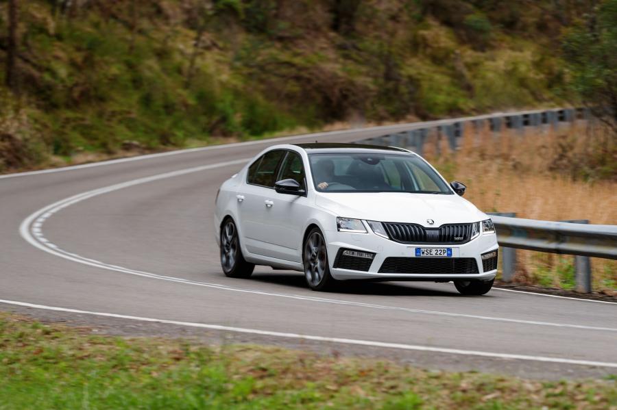  Skoda Octavia RS 245 (5E) 2017 года  (AU) (фото 4 из 40)